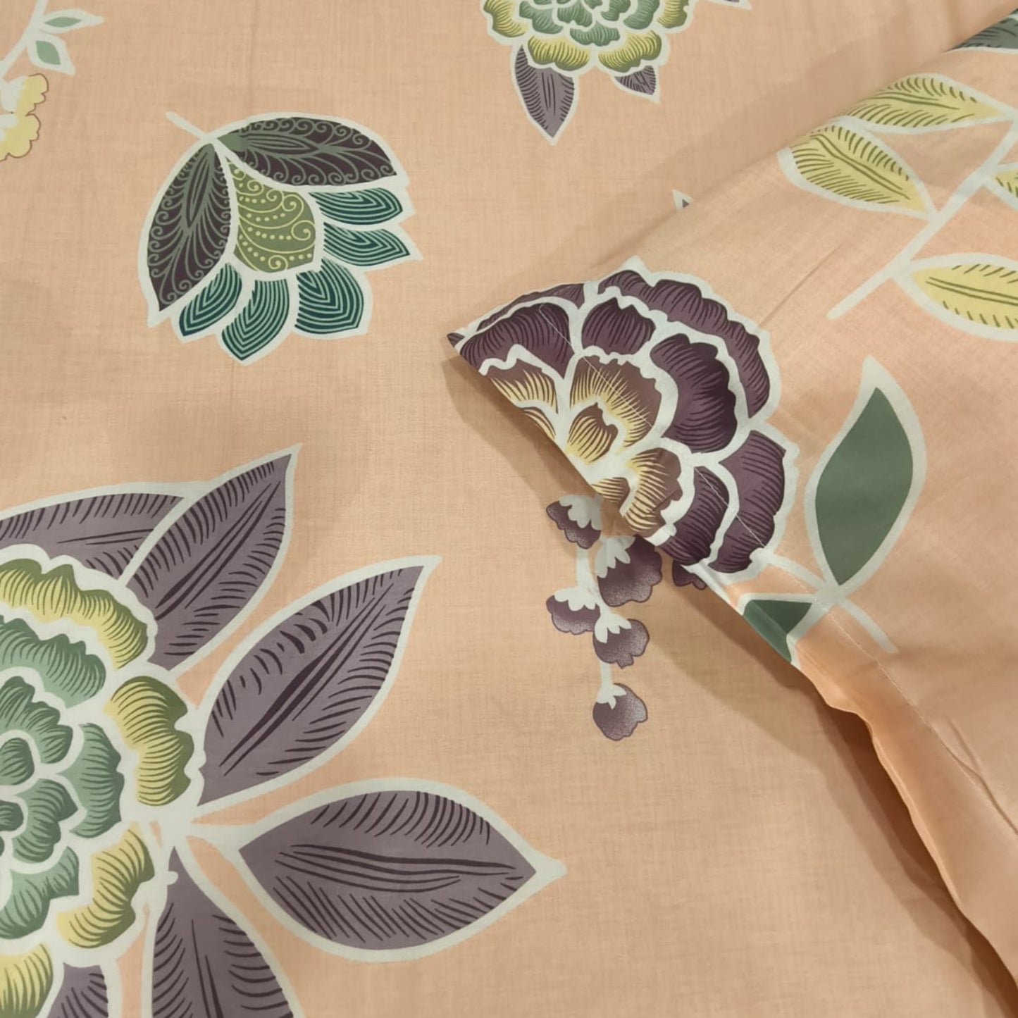 FLORAL QUEEN SIZE PURE COTTON BEDSHEET SET-PEACH