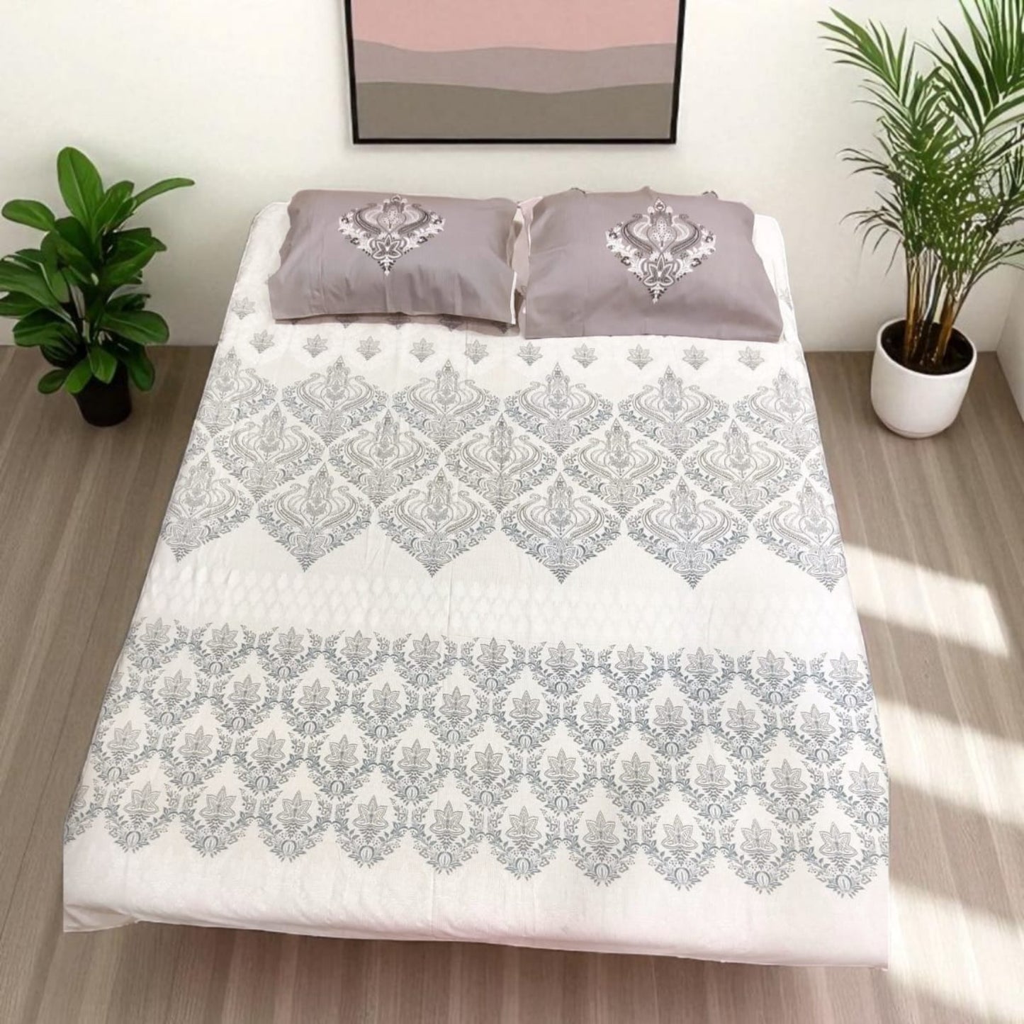 FLORAL QUEEN SIZE PURE COTTON BEDSHEET SET-WHITE