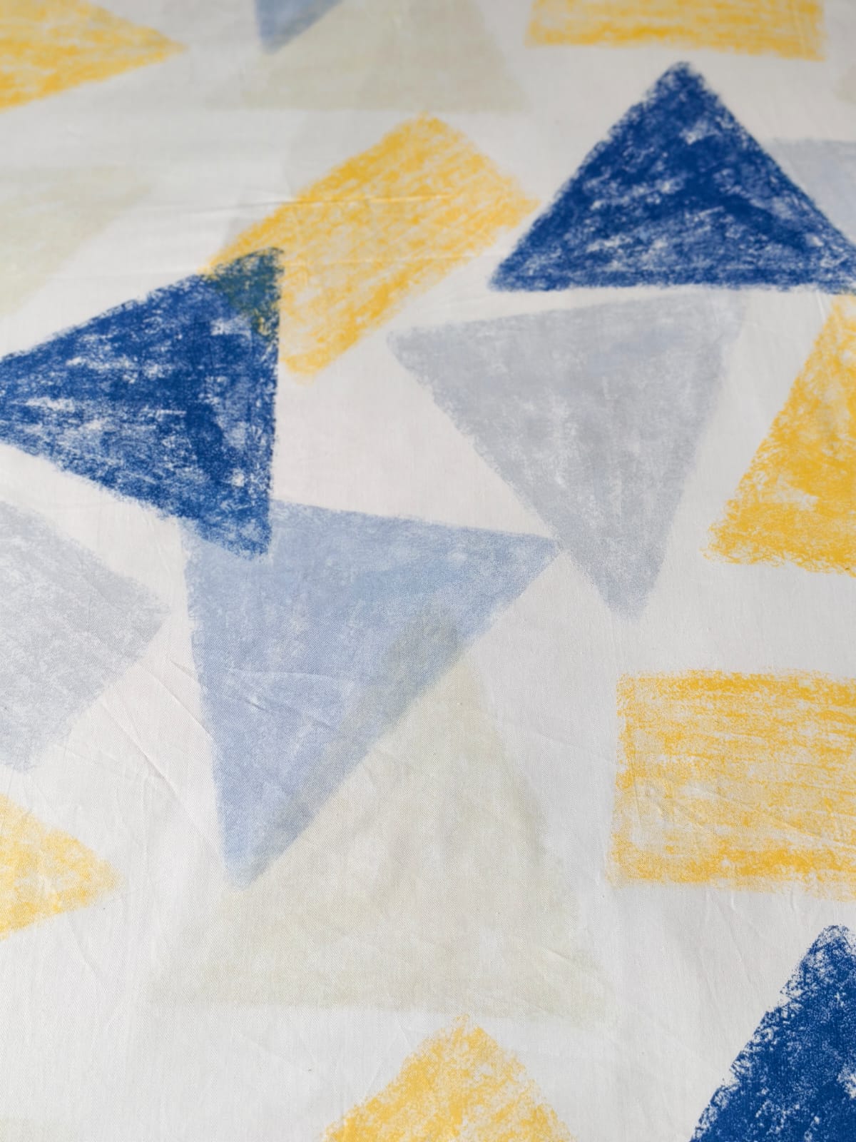 GEOMETRIC QUEEN SIZE PURE COTTON BEDSHEET SET-BLUE