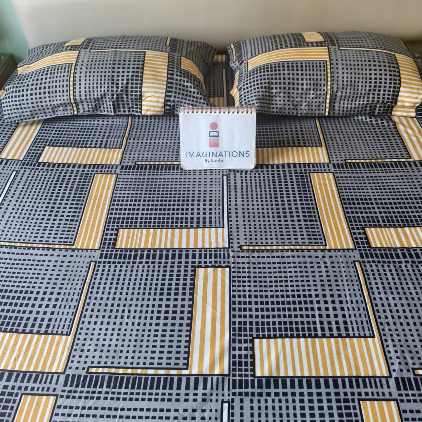 GEOMETRIC QUEEN SIZE GLAZE COTTON BEDSHEET SET- GREY